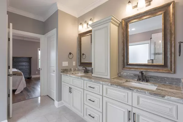 9126 Sir Hudson CT, Harrison, TN 37341