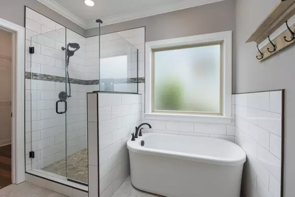 9126 Sir Hudson CT, Harrison, TN 37341