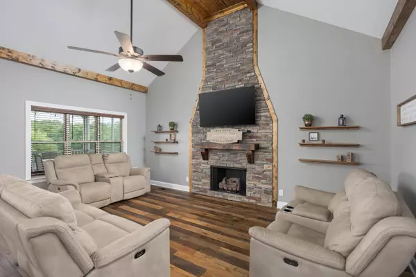 9126 Sir Hudson CT, Harrison, TN 37341