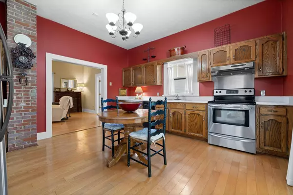 10527 Brainerd RD, Apison, TN 37302