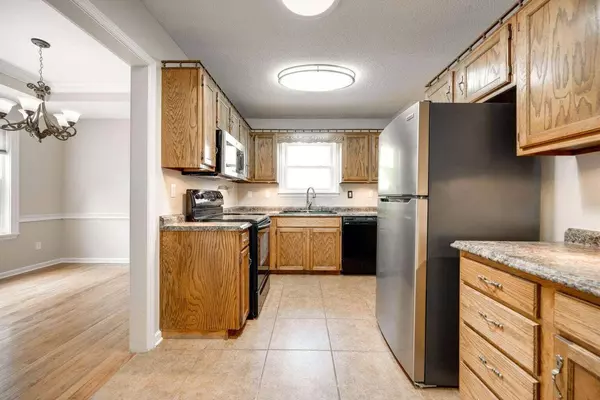 176 Hunters Run CIR, Cleveland, TN 37312