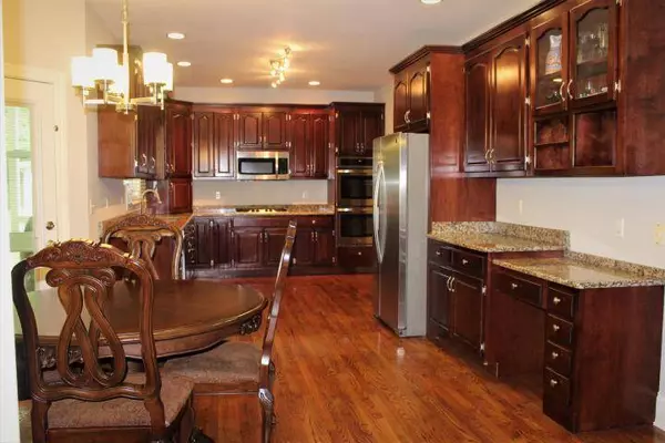 1510 Ramsgate Pkwy, Hixson, TN 37343