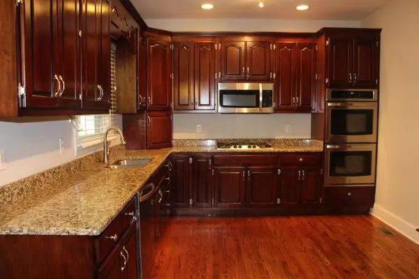 1510 Ramsgate Pkwy, Hixson, TN 37343