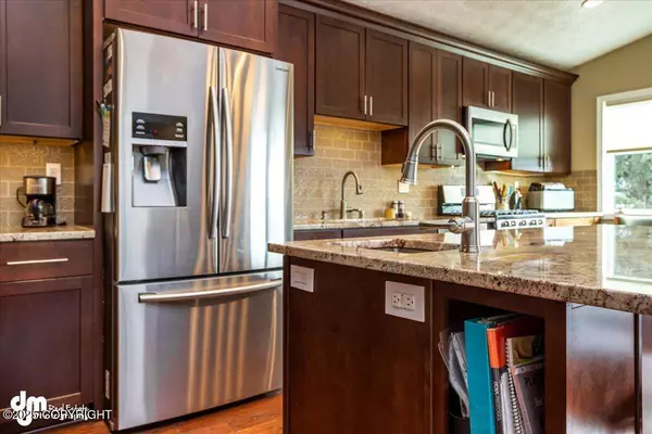 4760 Pine Valley CT, Anchorage, AK 99508