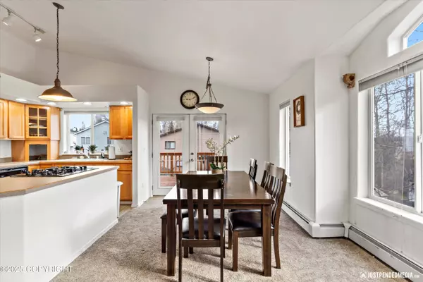 4651 Grumman ST, Anchorage, AK 99507