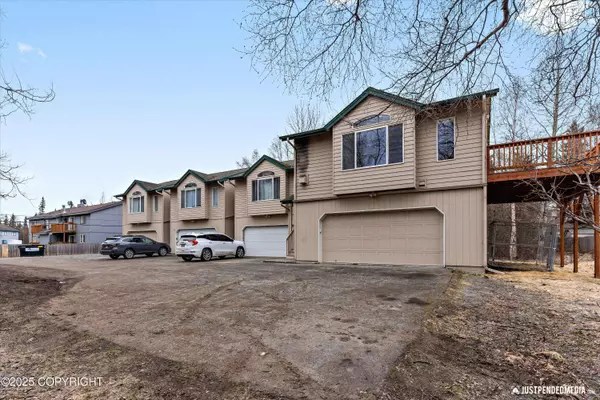 4651 Grumman ST, Anchorage, AK 99507