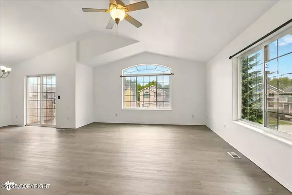 2308 Casey Cusack LOOP, Anchorage, AK 99515