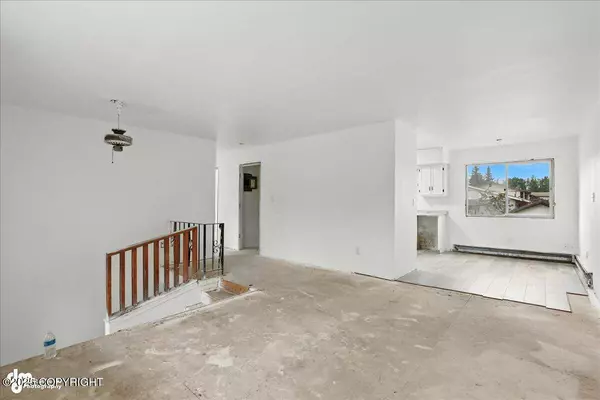 6341 E 16th AVE, Anchorage, AK 99504