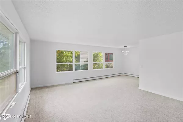 7120 Chester CT, Anchorage, AK 99504