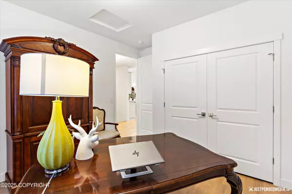 13764 Canyon Road RD, Anchorage, AK 99516