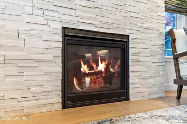 13764 Canyon Road RD, Anchorage, AK 99516