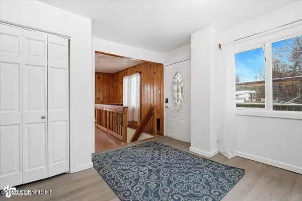 204 Patterson ST, Anchorage, AK 99504