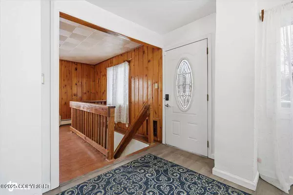 204 Patterson ST, Anchorage, AK 99504