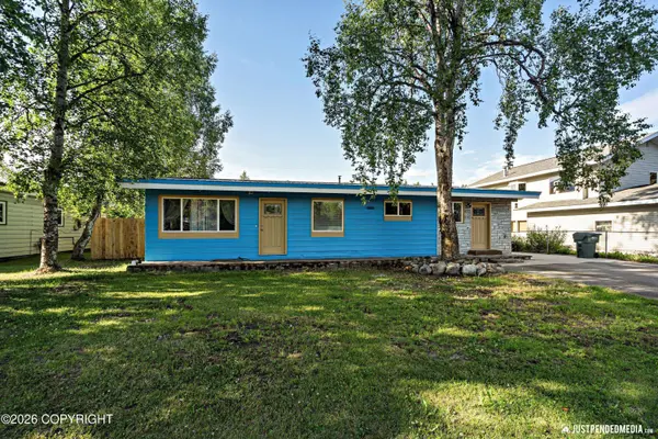 7624 Dover AVE, Anchorage, AK 99504