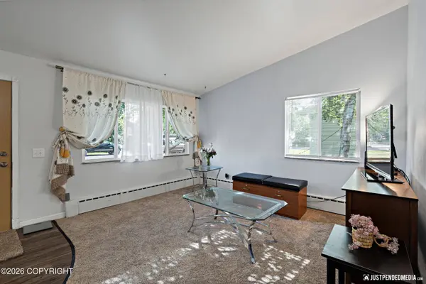 7624 Dover AVE, Anchorage, AK 99504