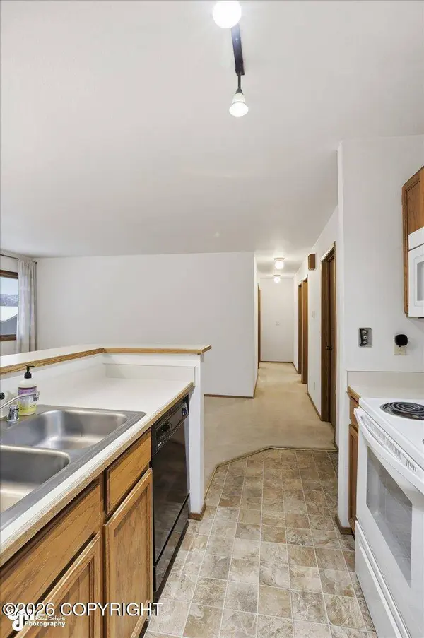 4241 Folker ST #D203, Anchorage, AK 99508