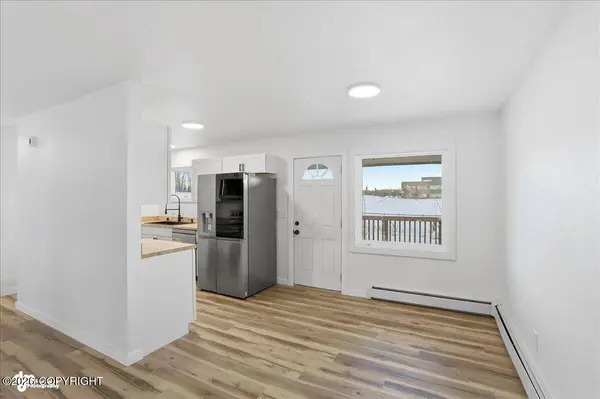 7339 E 17th AVE, Anchorage, AK 99504