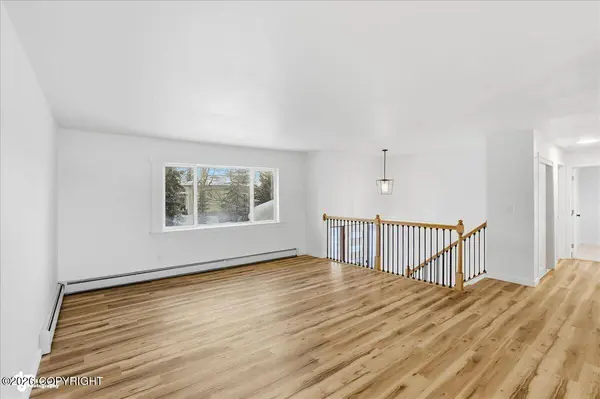 7339 E 17th AVE, Anchorage, AK 99504