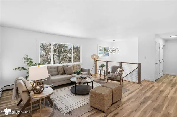 1560 Beaver PL, Anchorage, AK 99504