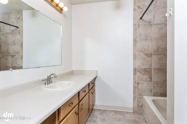 7017 Cape Lisburne LOOP, Anchorage, AK 99504