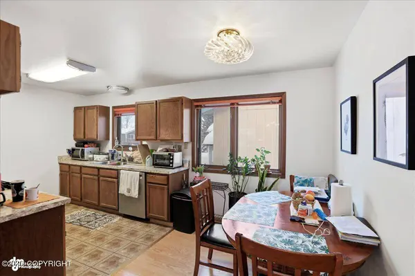 9001 Vernon ST, Anchorage, AK 99515