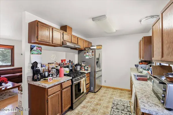 9001 Vernon ST, Anchorage, AK 99515