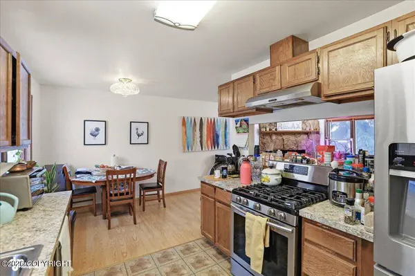 9001 Vernon ST, Anchorage, AK 99515