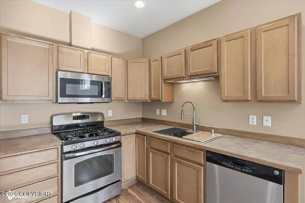 4501 Campbell Park LOOP #25, Anchorage, AK 99507