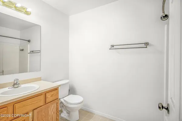 2681 Lauren Creek LOOP #33, Anchorage, AK 99507