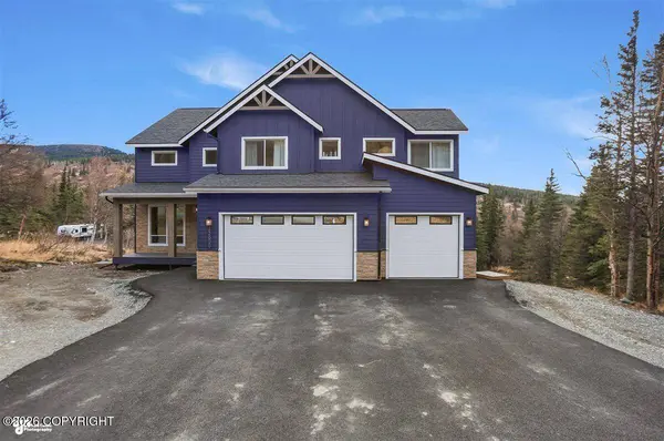 13800 Canyon RD, Anchorage, AK 99516