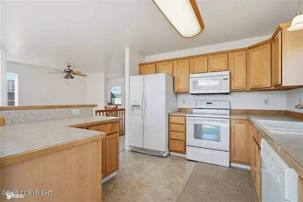 2434 Lusardi Point CIR, Anchorage, AK 99515