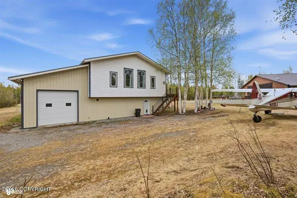 3741 N Lenfield DR, Wasilla, AK 99623