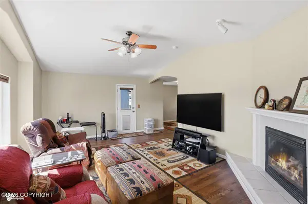 2119 Montague Bay CIR, Anchorage, AK 99515
