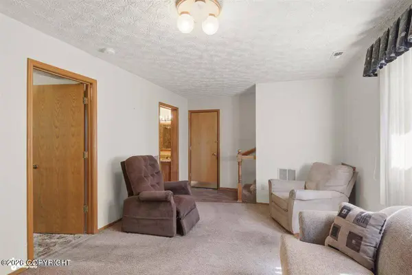 8840 Winchester ST, Anchorage, AK 99507