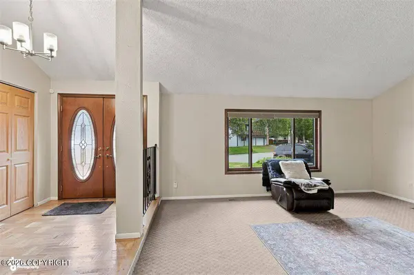8380 Pioneer DR, Anchorage, AK 99504