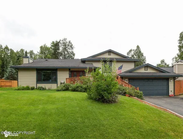 8380 Pioneer DR, Anchorage, AK 99504