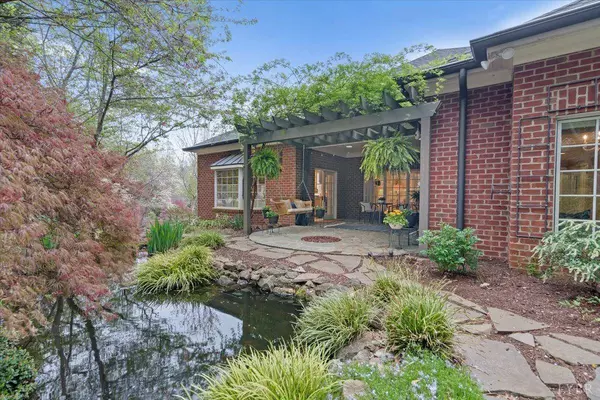 1100 Governors LN, Forest, VA 24551