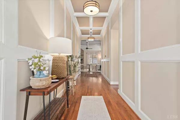 207 Creekview CT, Lynchburg, VA 24502