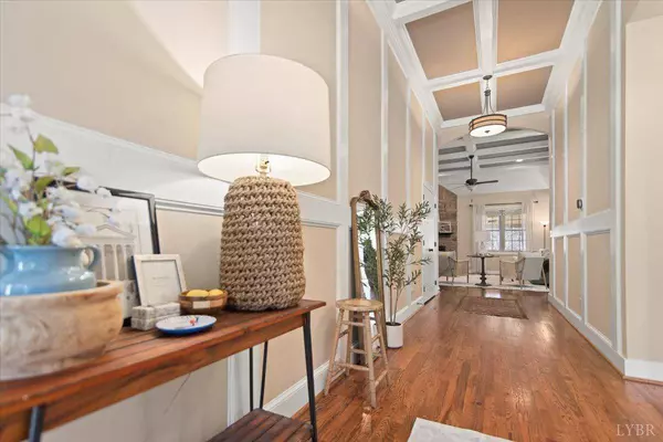 207 Creekview CT, Lynchburg, VA 24502