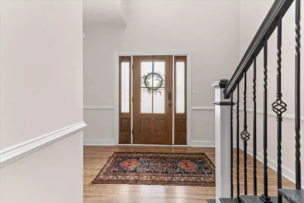 1586 Helmsdale DR, Forest, VA 24551