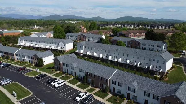 1256 Blue Ridge View CIR, Forest, VA 24551