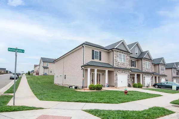 1586 Helmsdale DR, Forest, VA 24551