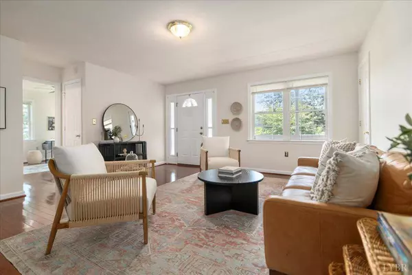 302 Pilot View RD, Concord, VA 24538