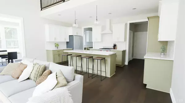 202 Waughs Landing DR, Lynchburg, VA 24503