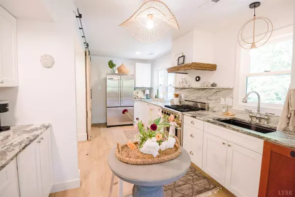 1926 Canterbury CT, Lynchburg, VA 24503