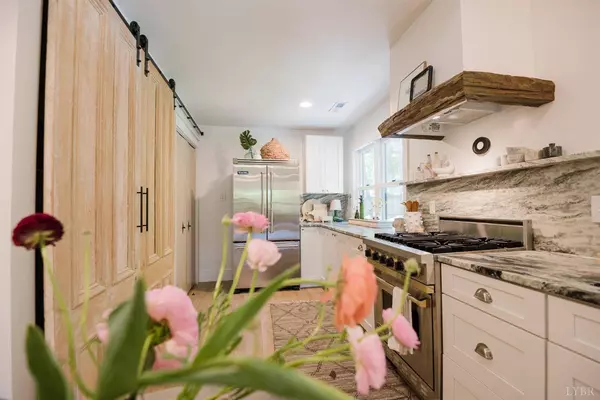 1926 Canterbury CT, Lynchburg, VA 24503