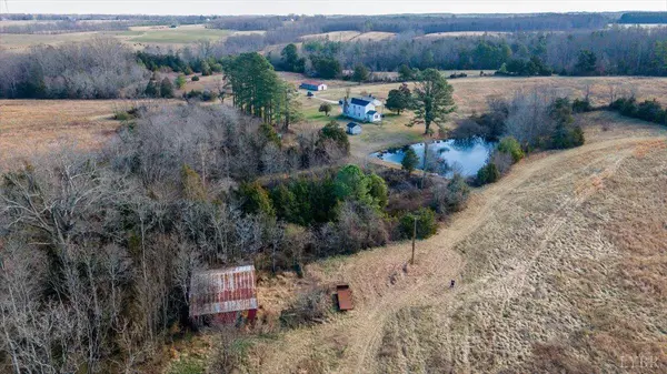 627 Hat Creek RD, Brookneal, VA 24528