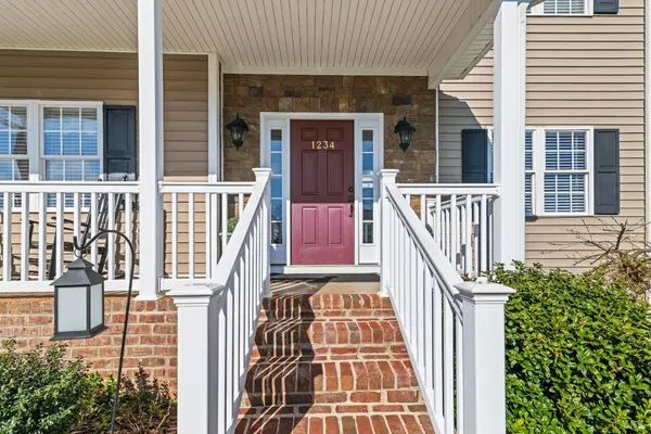 1234 Autumn Run DR, Forest, VA 24551