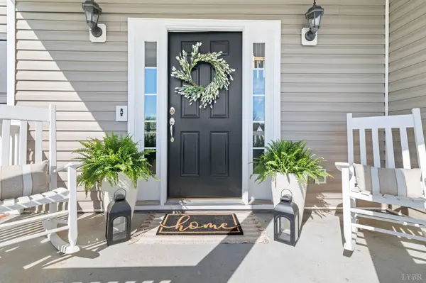 1164 Majestic Oaks DR, Forest, VA 24551