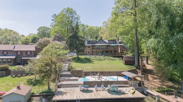 2206 Timberlake DR, Lynchburg, VA 24502